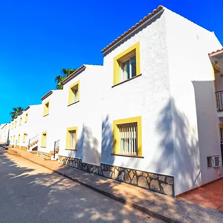 Imperial Park Pool Paradise 2 Bedroom 05 Apartment *