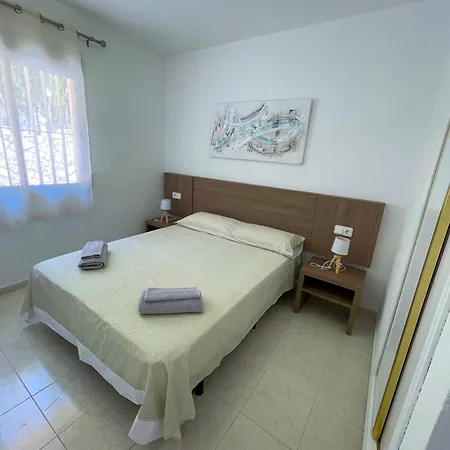 Imperial Park Pool Paradise 2 Bedroom 05 Apartment *