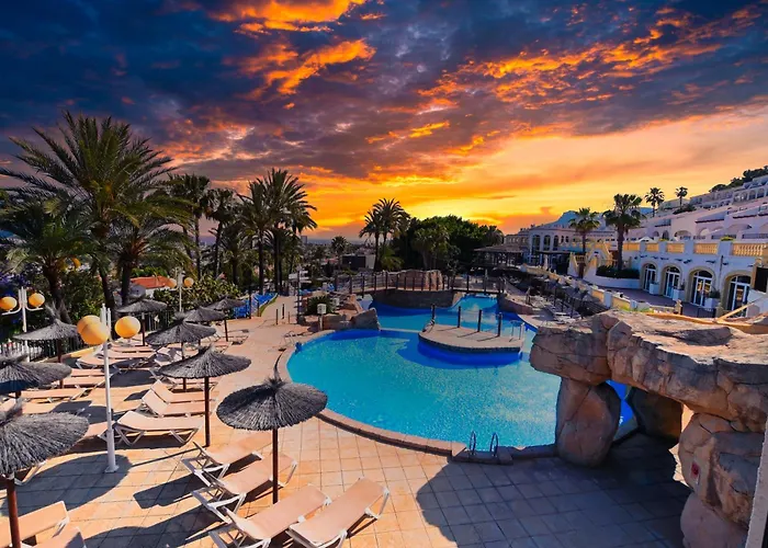 Imperial Park Pool Paradise 2 Bedroom 05 * קלפה